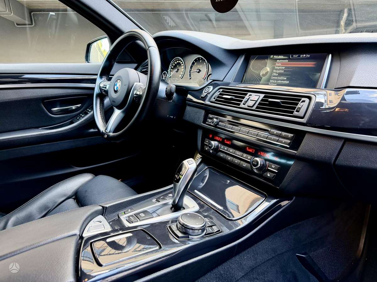 BMW 530, Универсал