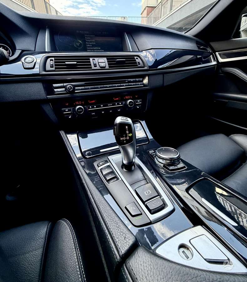 BMW 530, wagon