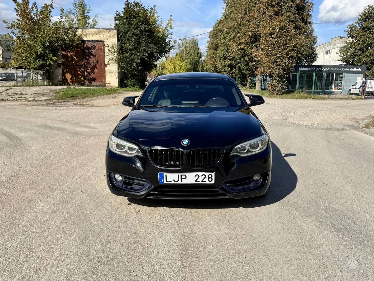 BMW 228, 2.0 l., Купе (coupe)