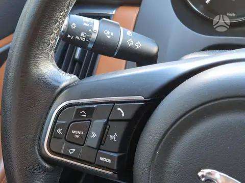 Jaguar E-Pace, 2.0 l., off-road / crossover