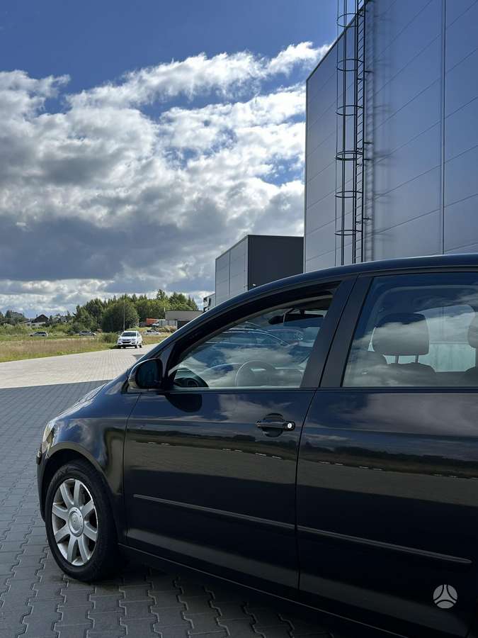 Volkswagen Golf Plus - 8