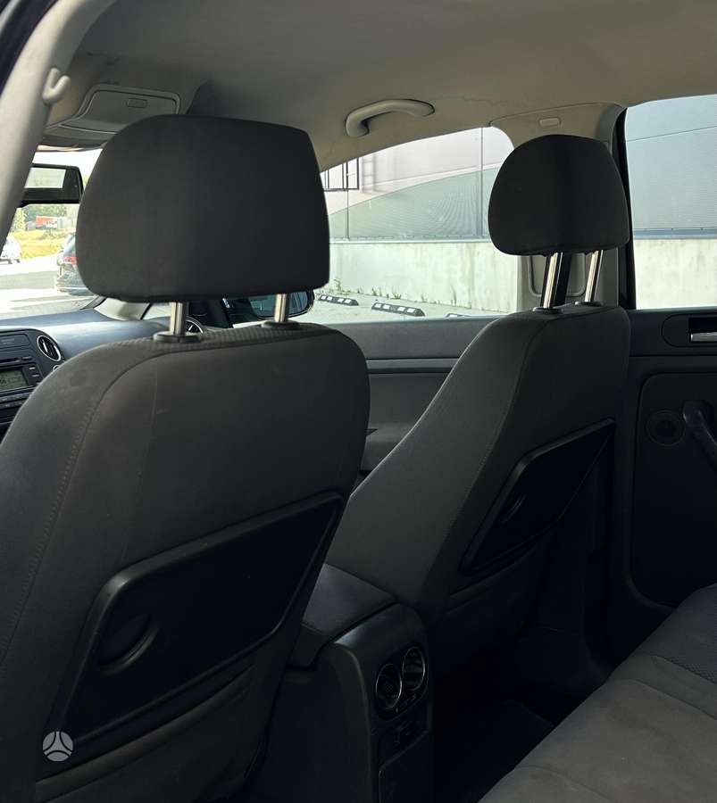 Volkswagen Golf Plus - 11
