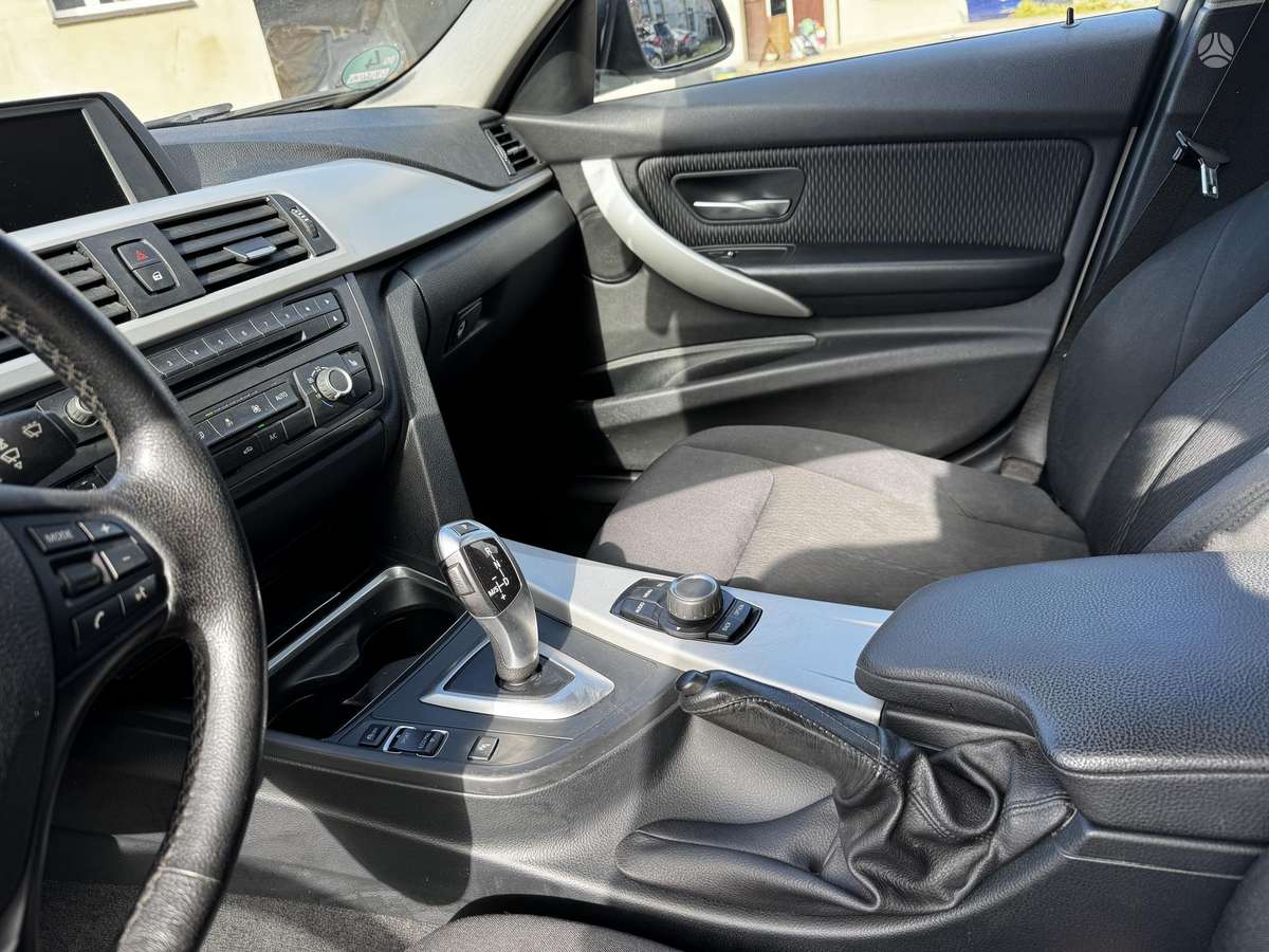 BMW 320, 2.0 l., wagon
