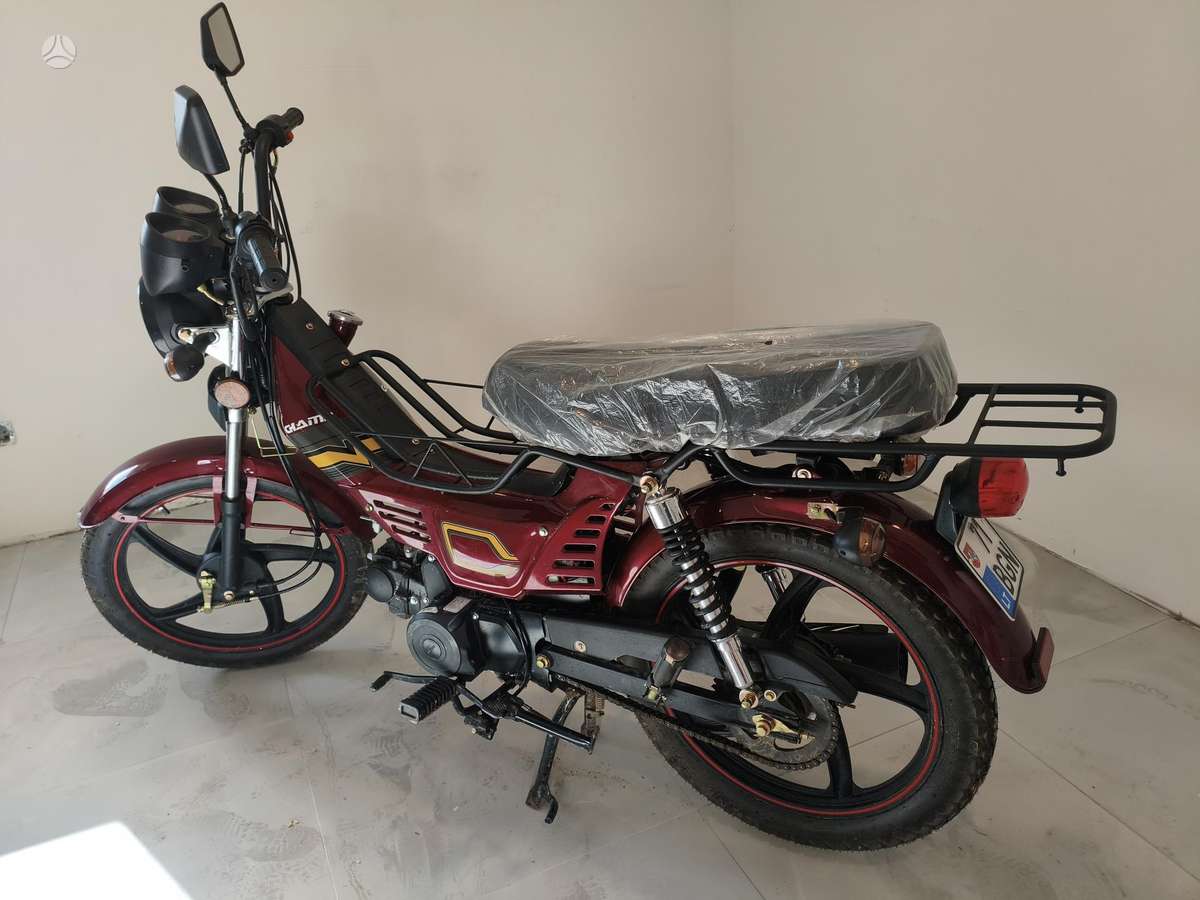 Champ Delta 49cc, scooters / mopeds