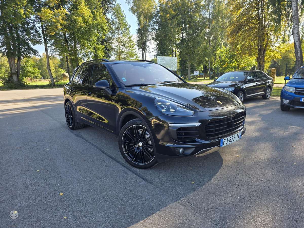 Porsche Cayenne - 3