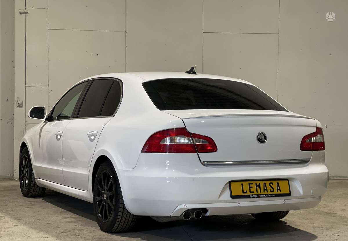 Škoda Superb - 9