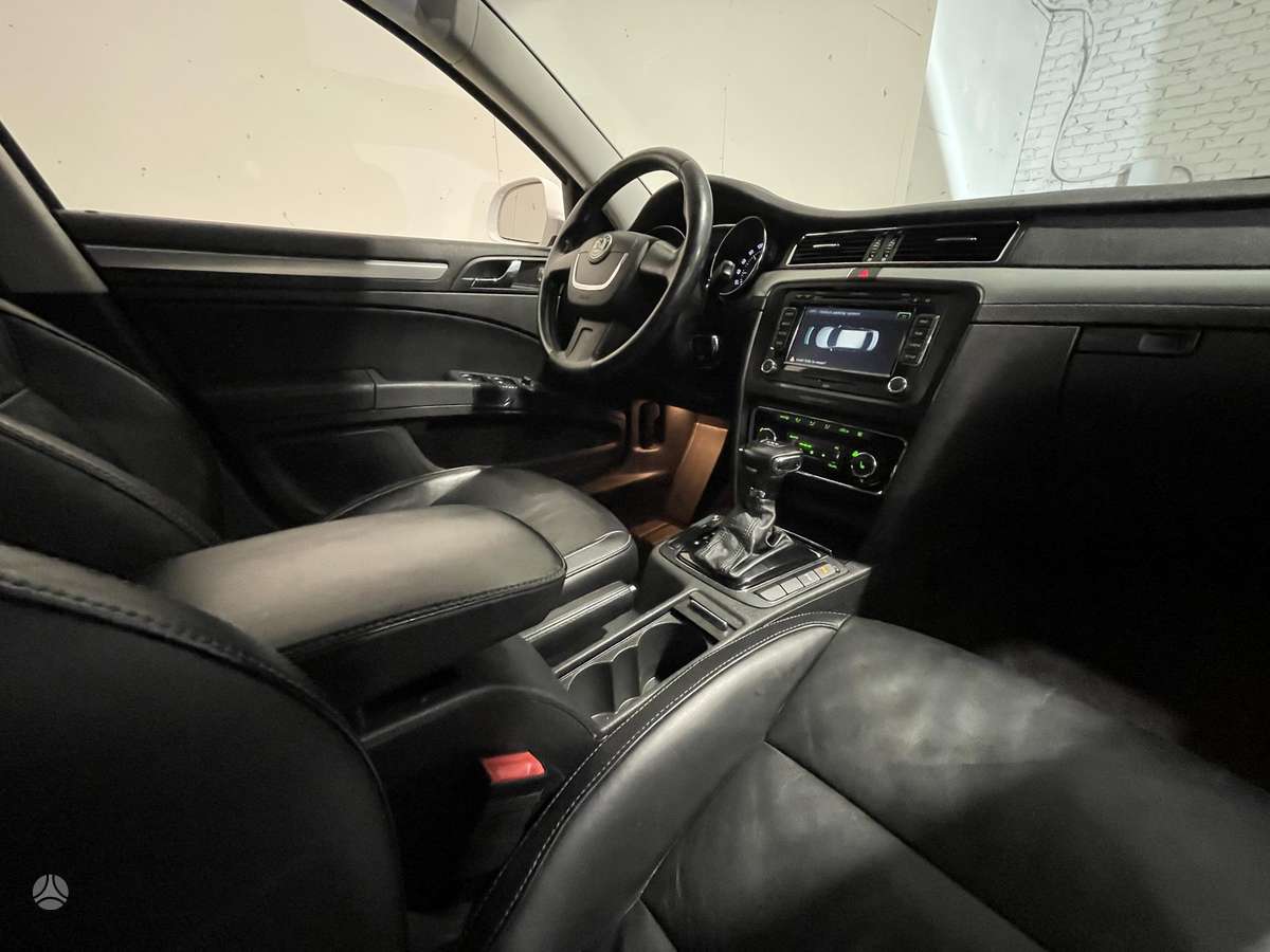 Škoda Superb - 2