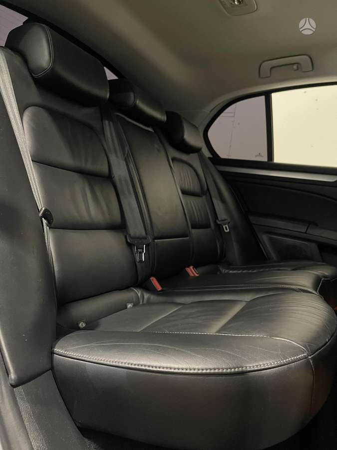 Škoda Superb - 8