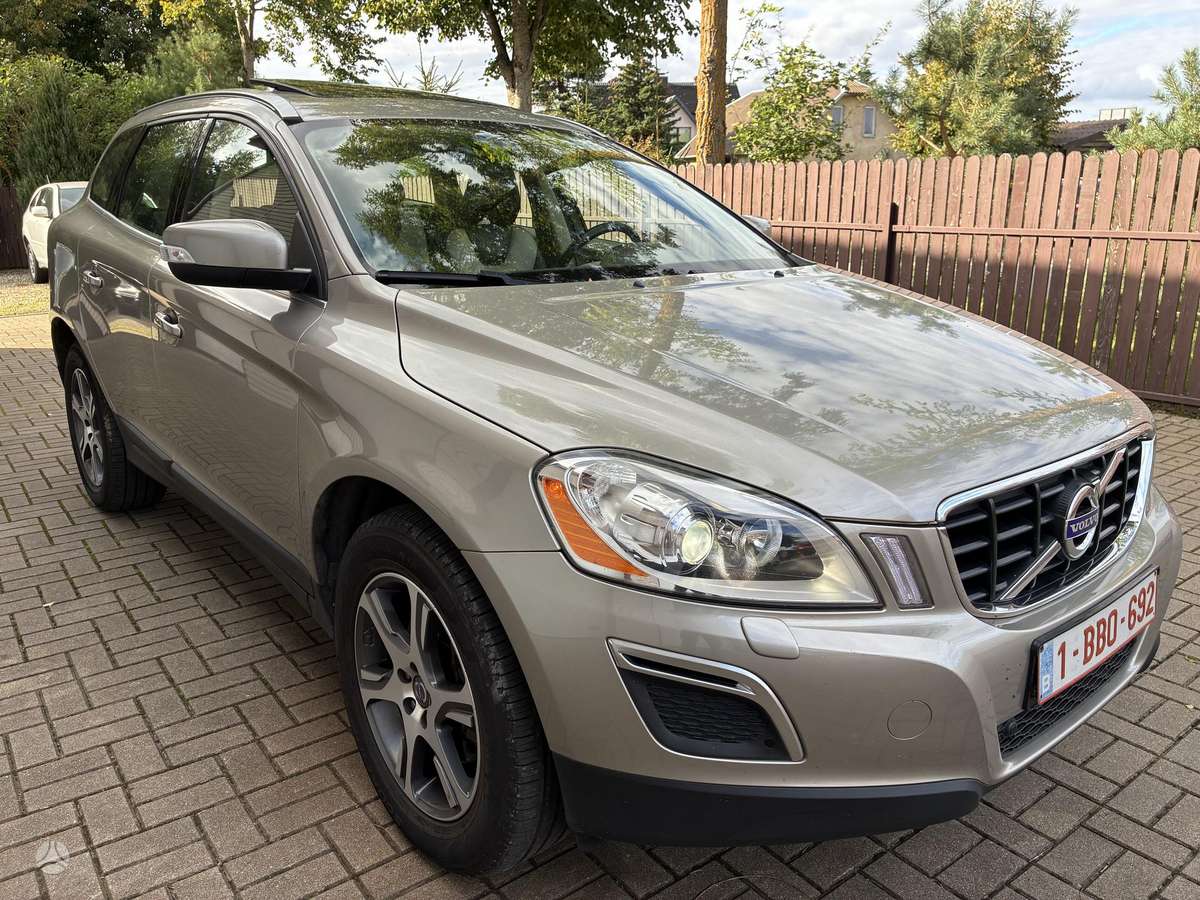 Volvo XC60 - 1