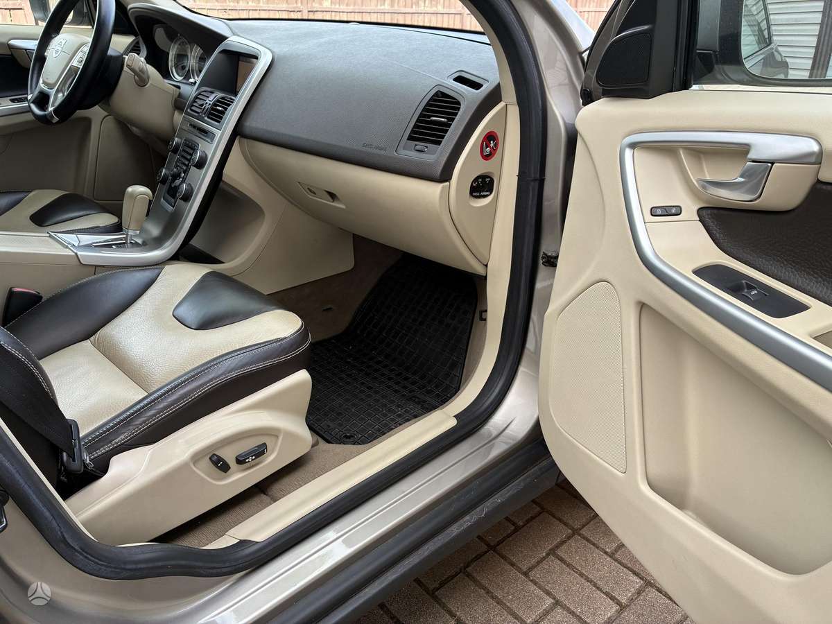 Volvo XC60 - 7