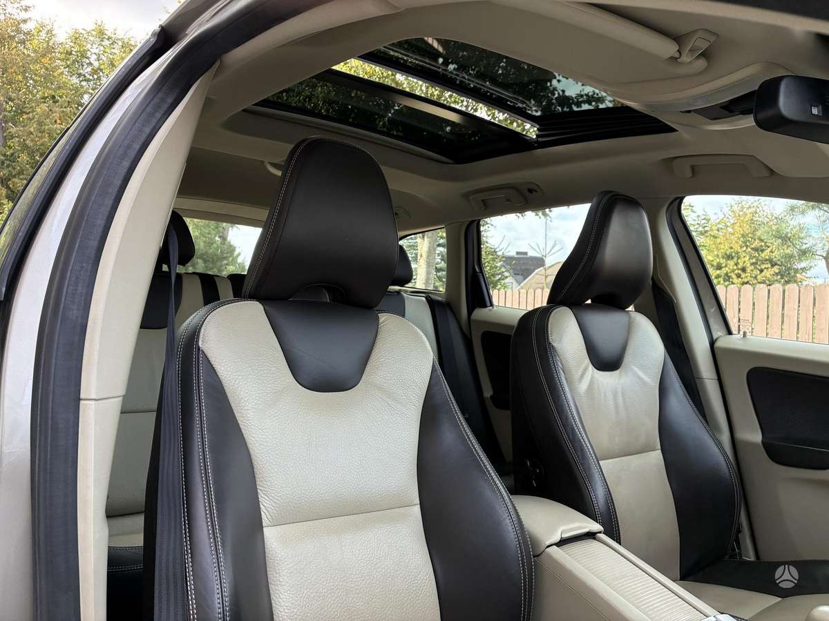 Volvo XC60 - 8