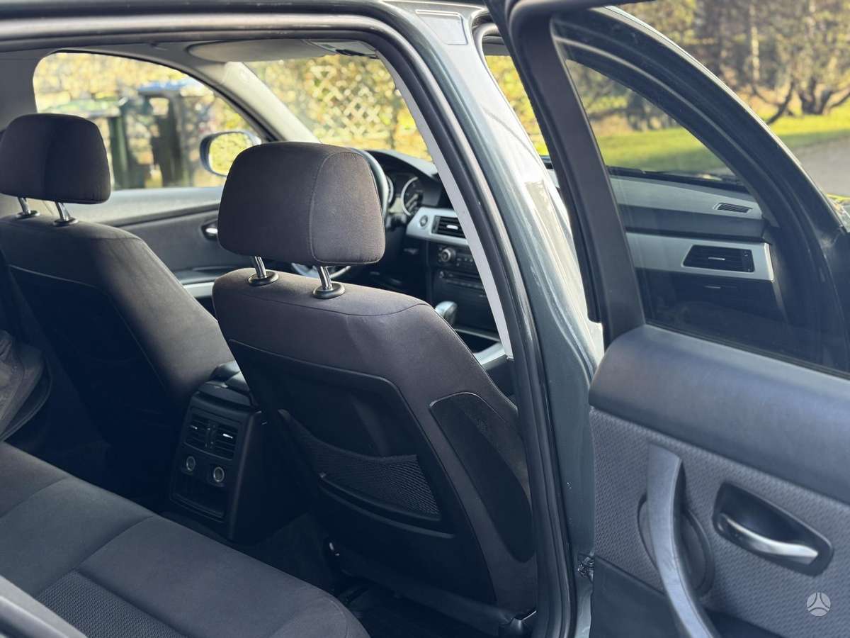 BMW 318, 2.0 l., universalas