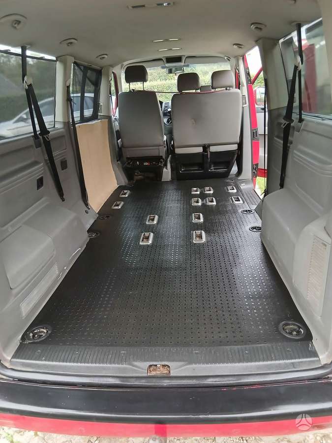 Volkswagen Transporter - 8