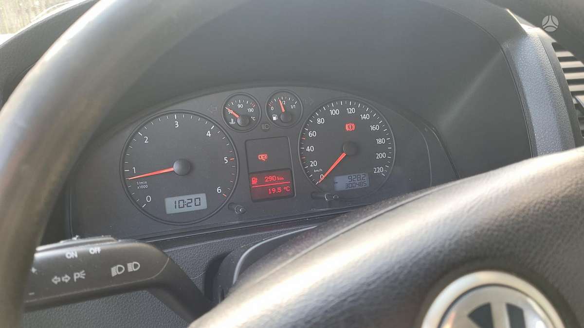 Volkswagen Transporter - 10