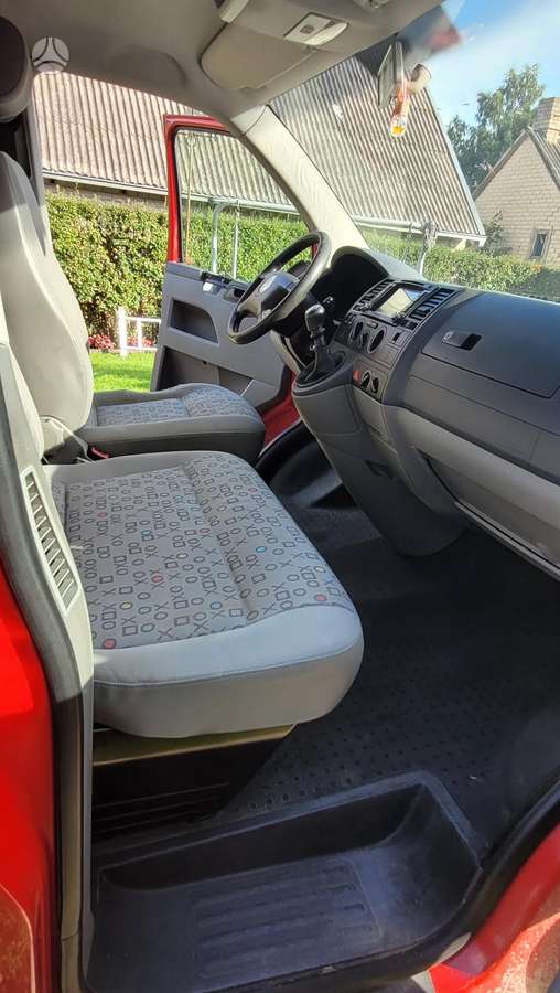 Volkswagen Transporter - 11
