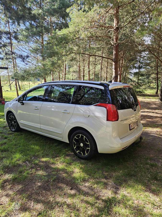 Peugeot 5008 - 6
