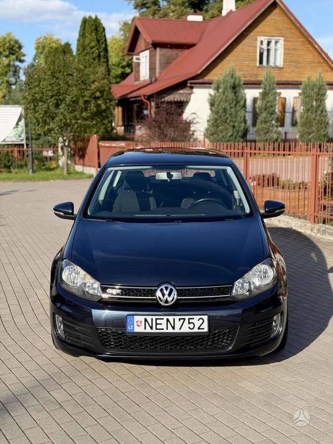Volkswagen Golf - 3