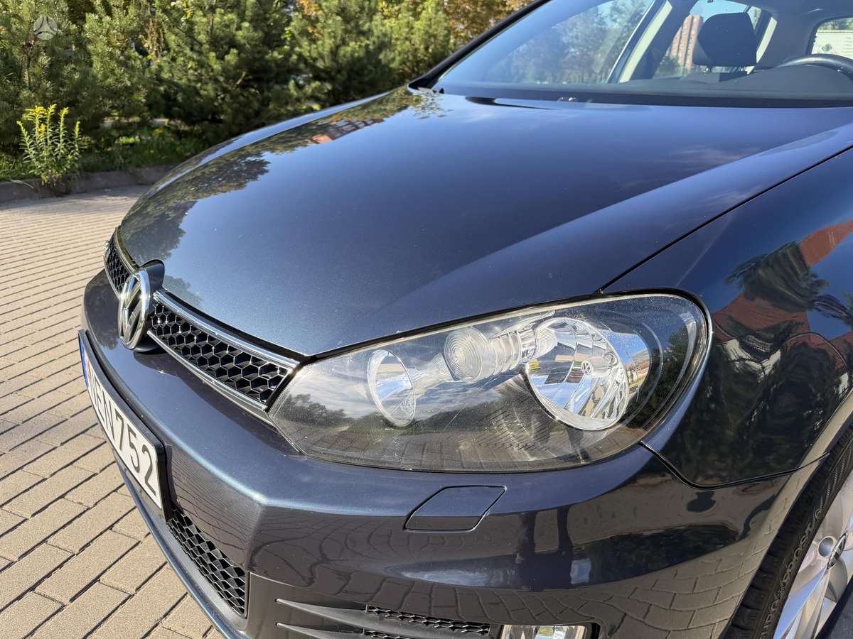 Volkswagen Golf - 9