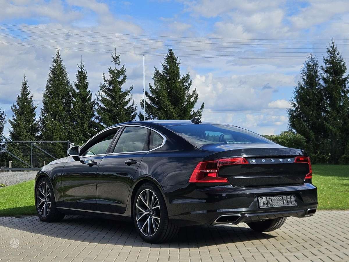 Volvo S90 - 3