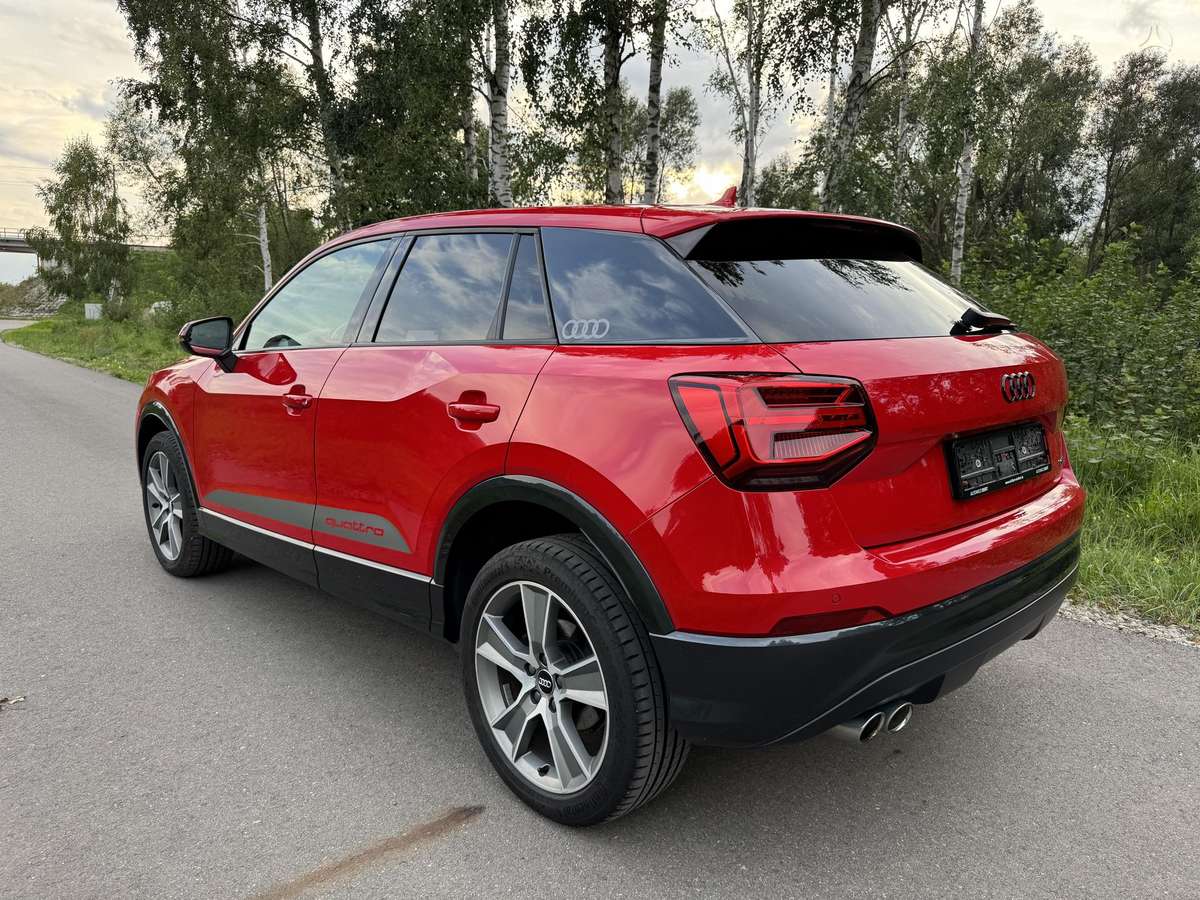 Audi Q2, 2.0 l., Внедорожник / Кроссовер