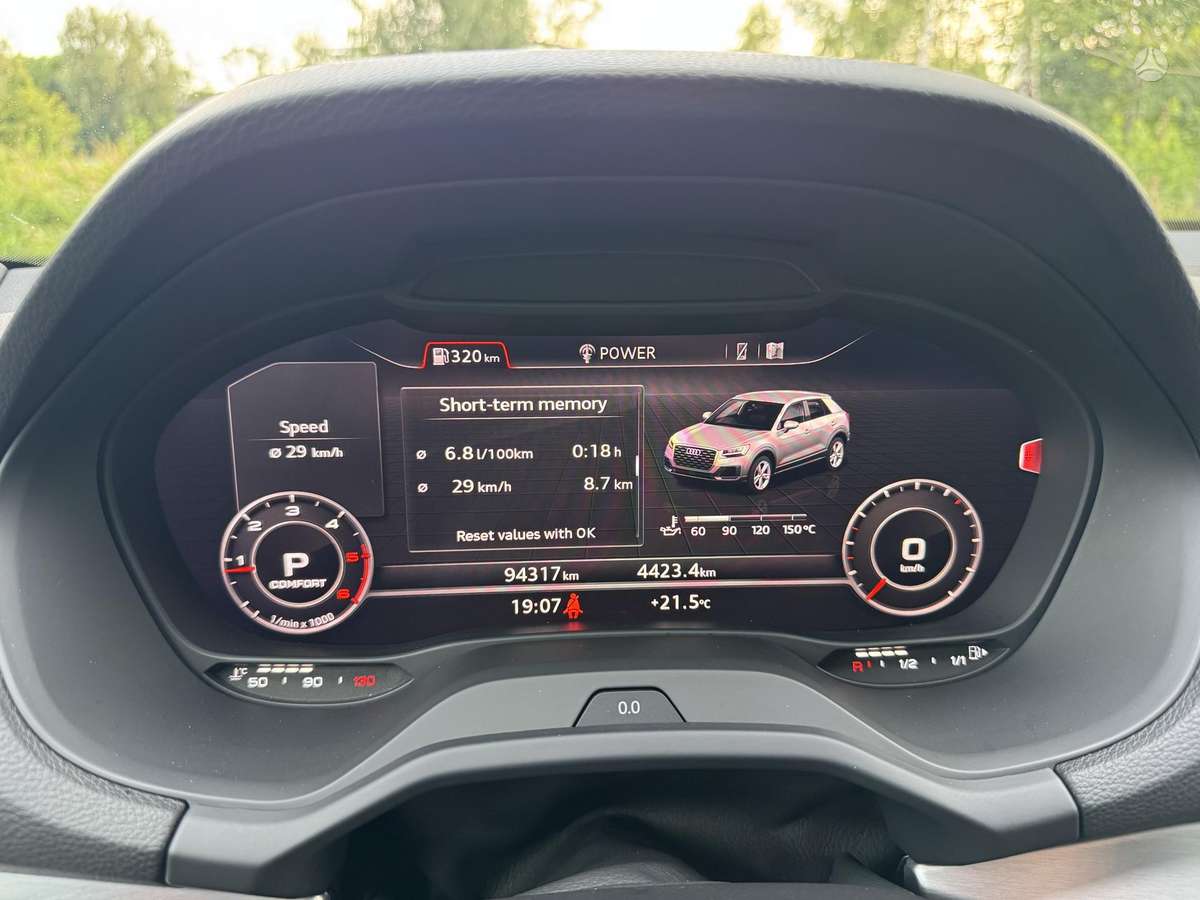 Audi Q2, 2.0 l., Внедорожник / Кроссовер