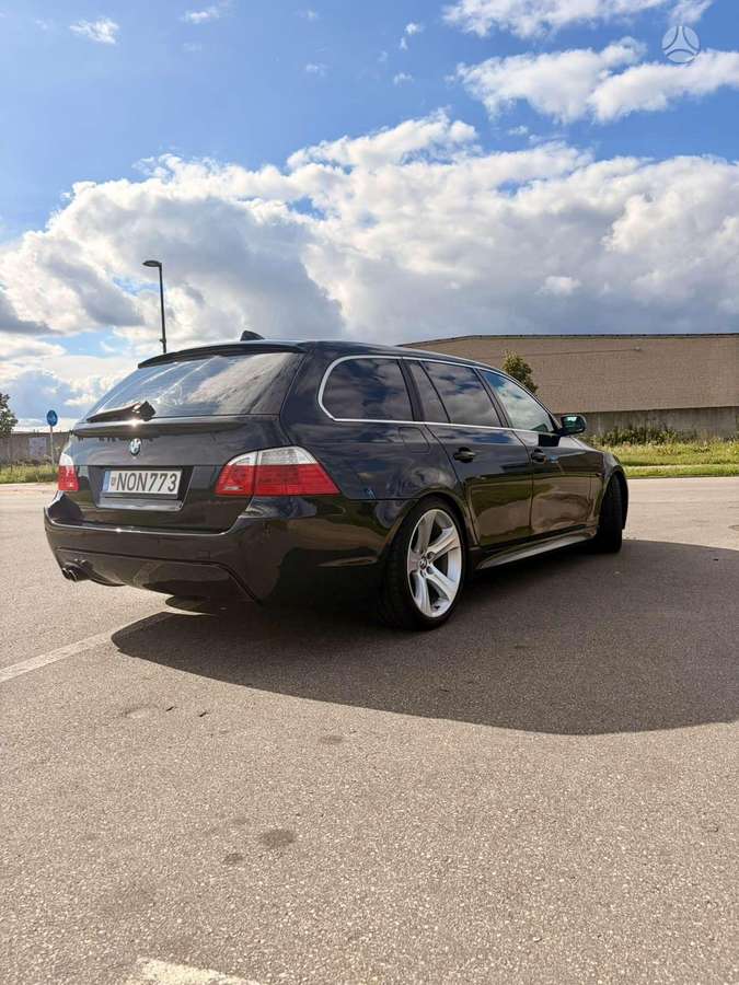 BMW 525, 3.0 l., Универсал