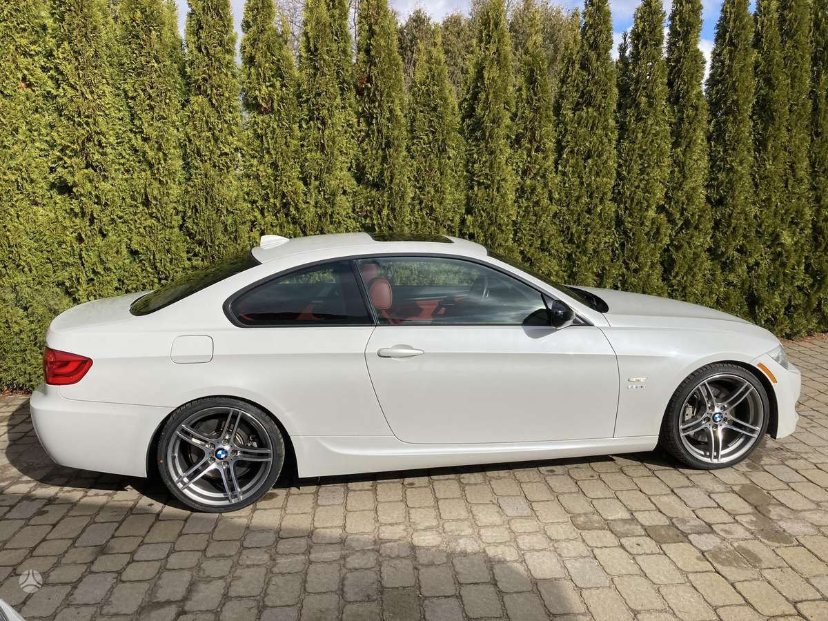 BMW 335, 3.0 l., Купе (coupe)