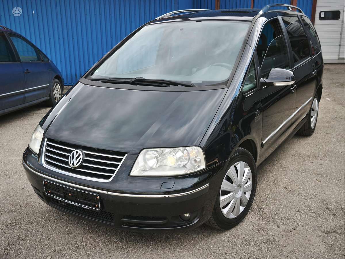 Volkswagen Sharan - 1