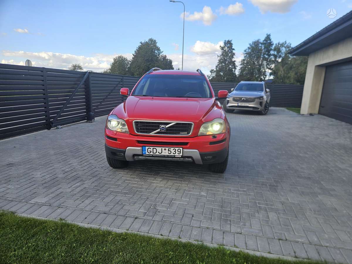 Volvo XC90 - 2
