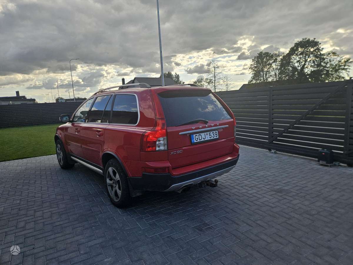 Volvo XC90 - 8