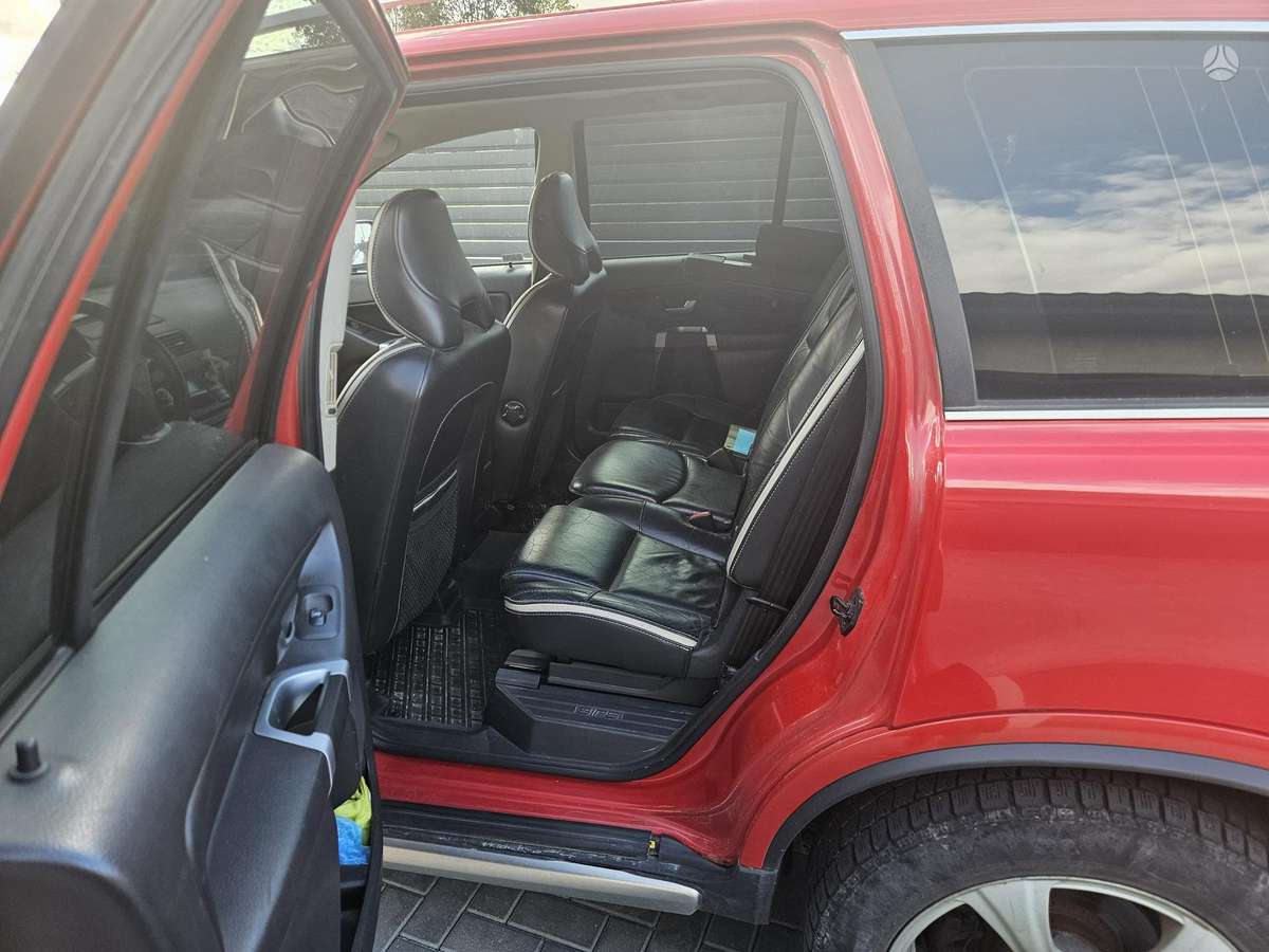 Volvo XC90 - 12