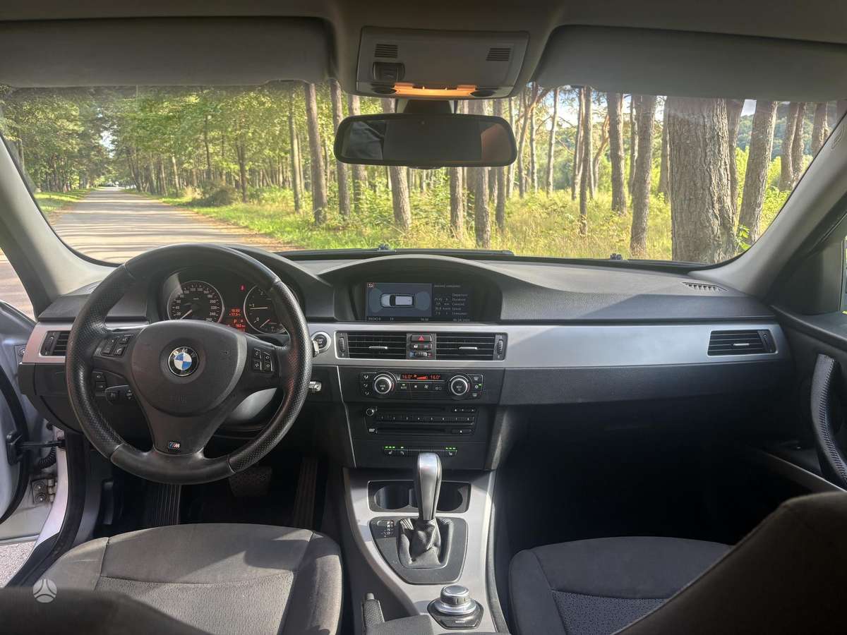 BMW 320, 2.0 l., wagon