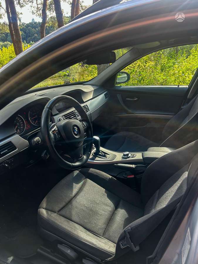 BMW 320, 2.0 l., wagon