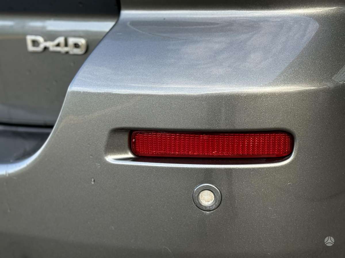 Toyota Corolla Verso - 5