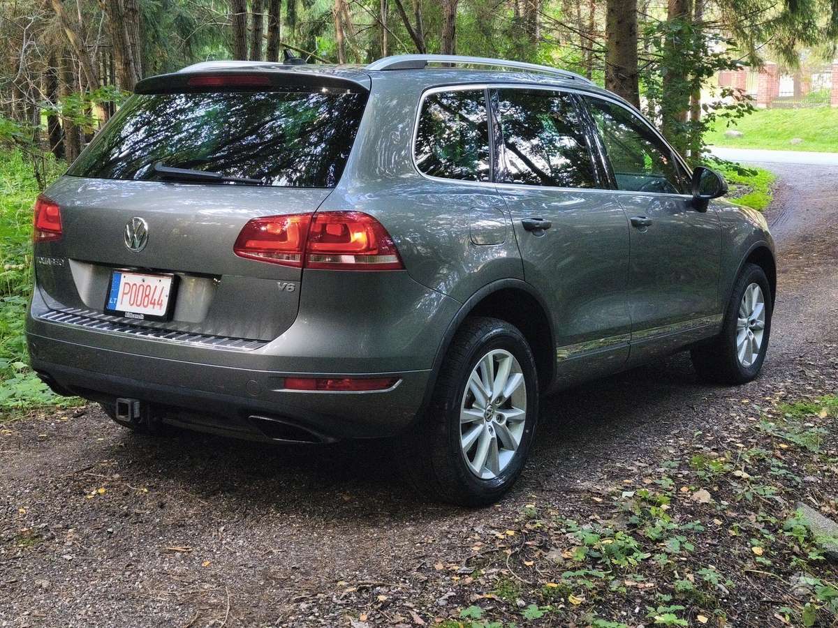 Volkswagen Touareg - 7