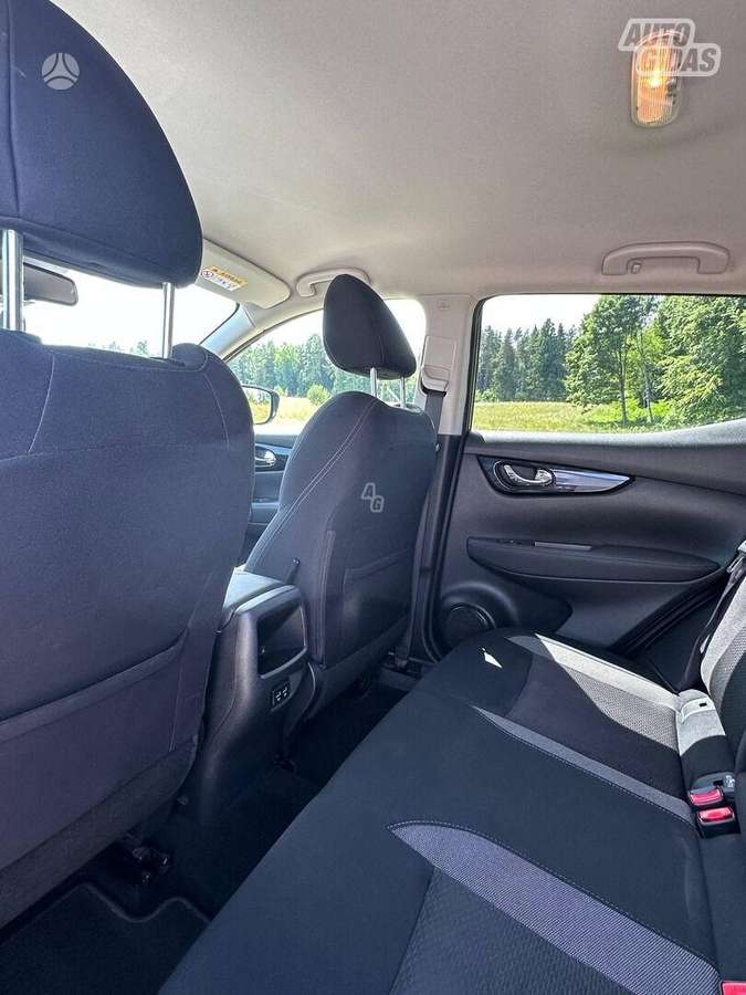Nissan Qashqai - 10