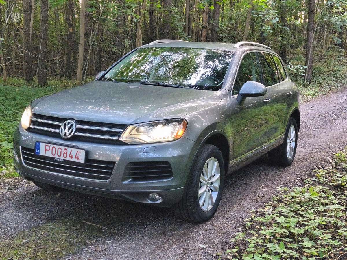 Volkswagen Touareg - 2