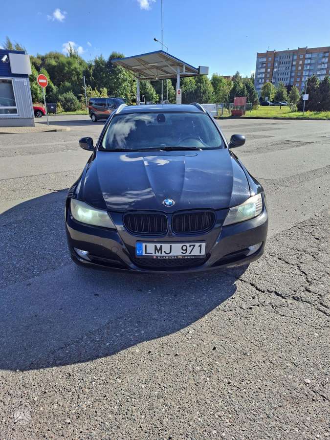 BMW 320, 2.0 l., wagon