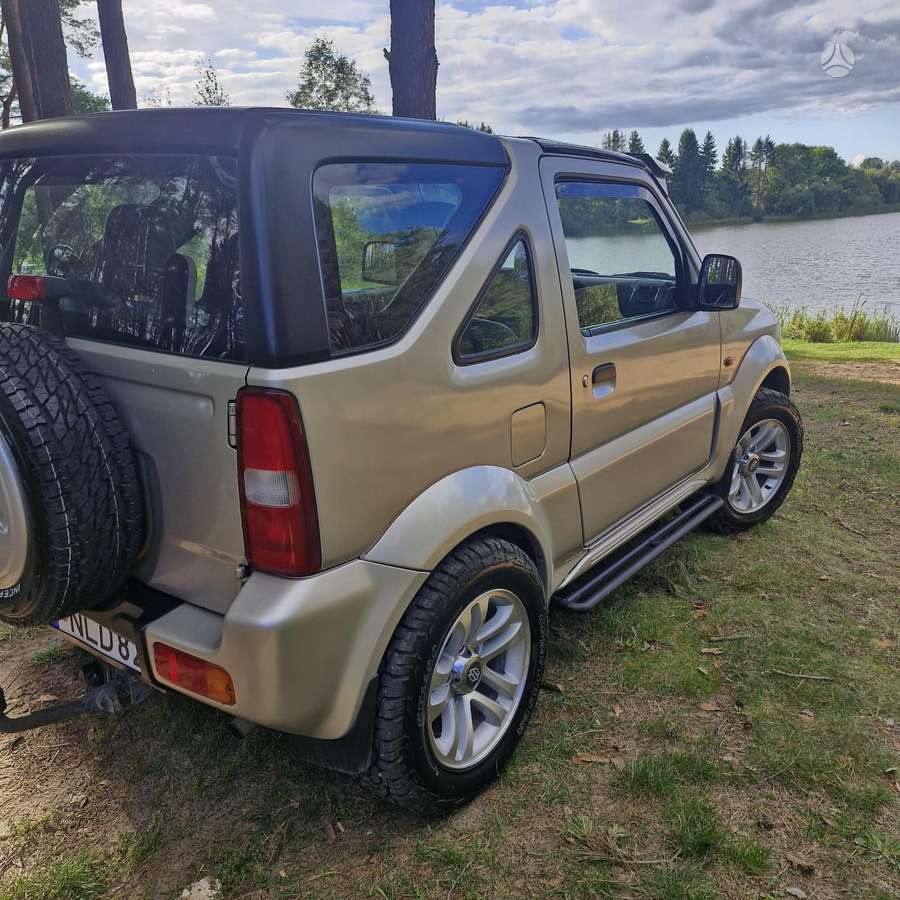Suzuki Jimny - 4