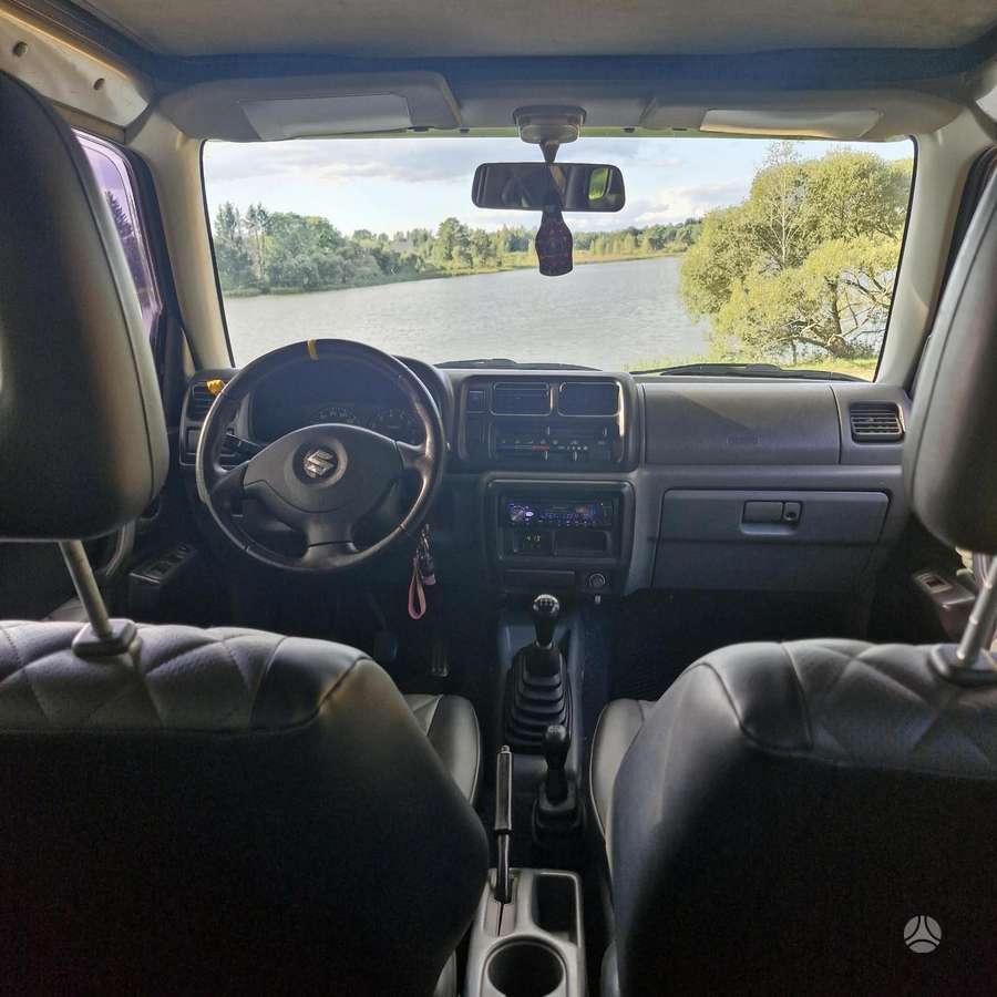 Suzuki Jimny - 12