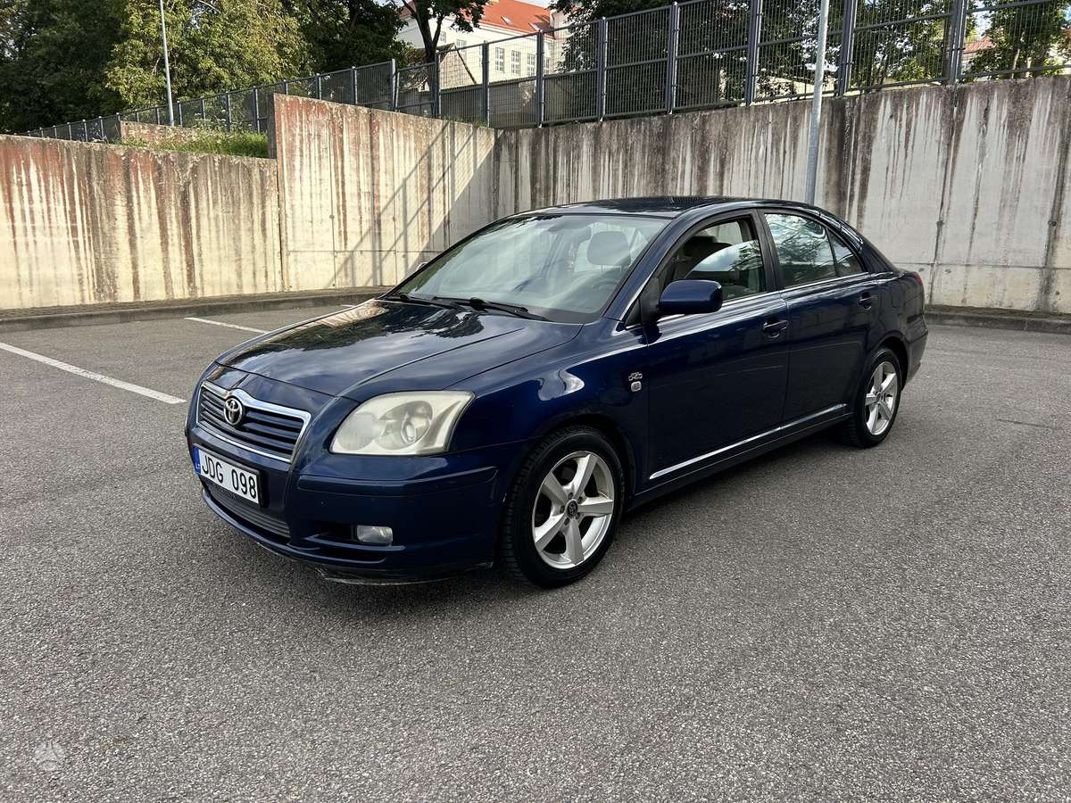 Toyota Avensis - 6
