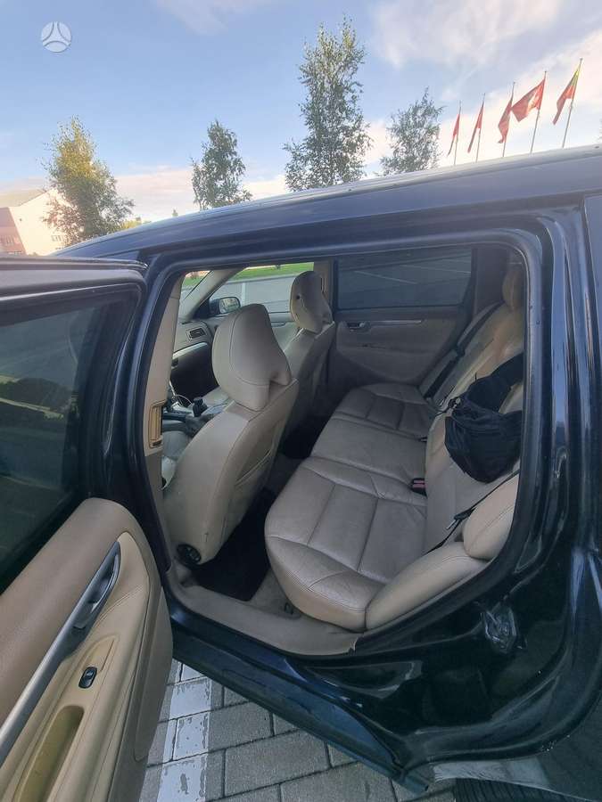 Volvo V70, 2.4 l., wagon