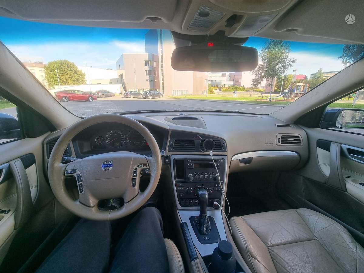 Volvo V70, 2.4 l., wagon