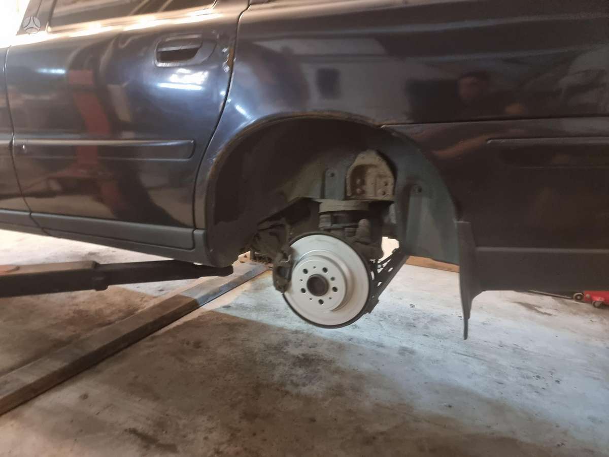 Volvo V70, 2.4 l., wagon
