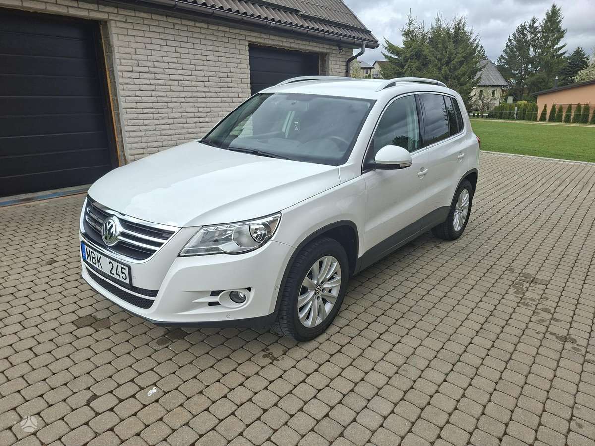 Volkswagen Tiguan - 2