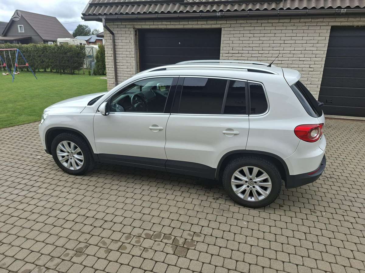 Volkswagen Tiguan - 3