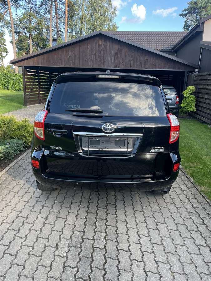 Toyota RAV4 - 5