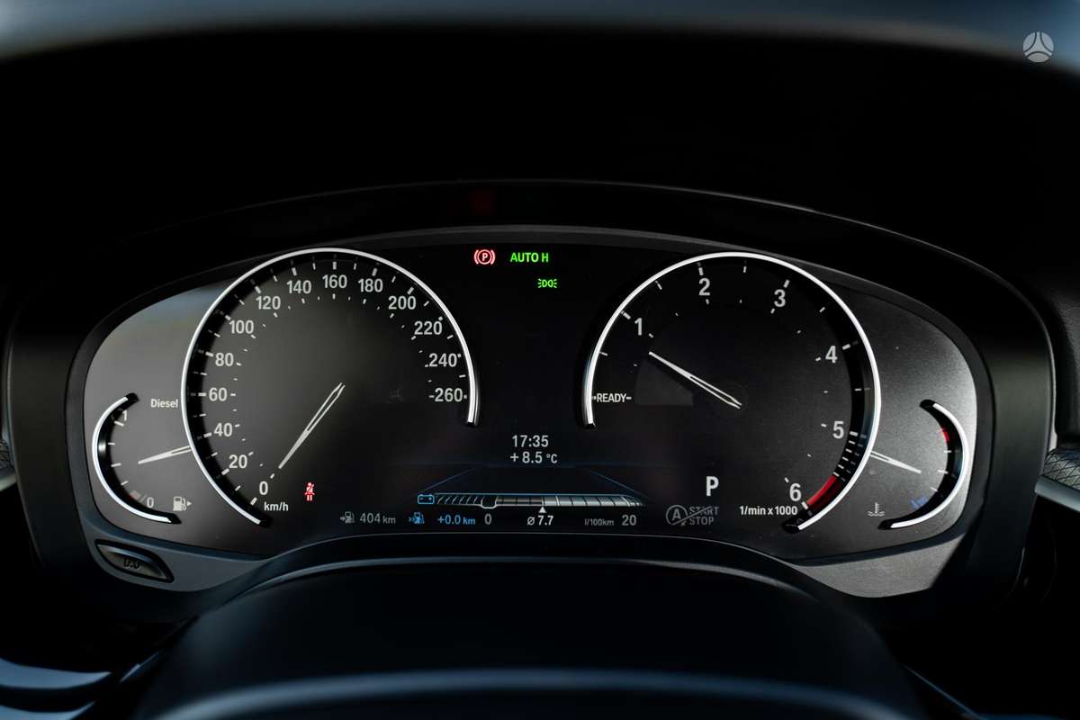BMW 520, 2.0 l., Седан