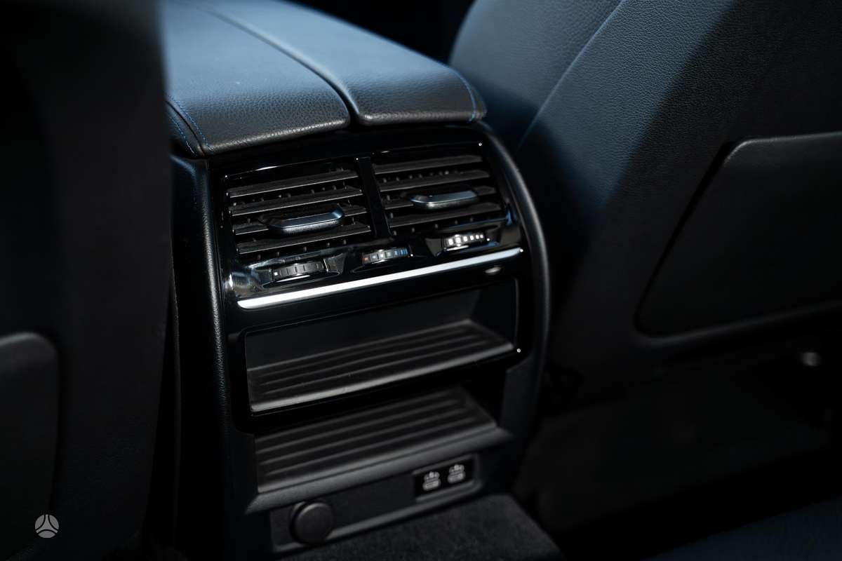 BMW 520, 2.0 l., Седан