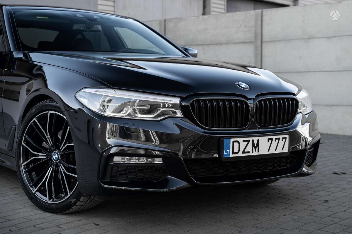 BMW 520, 2.0 l., Седан